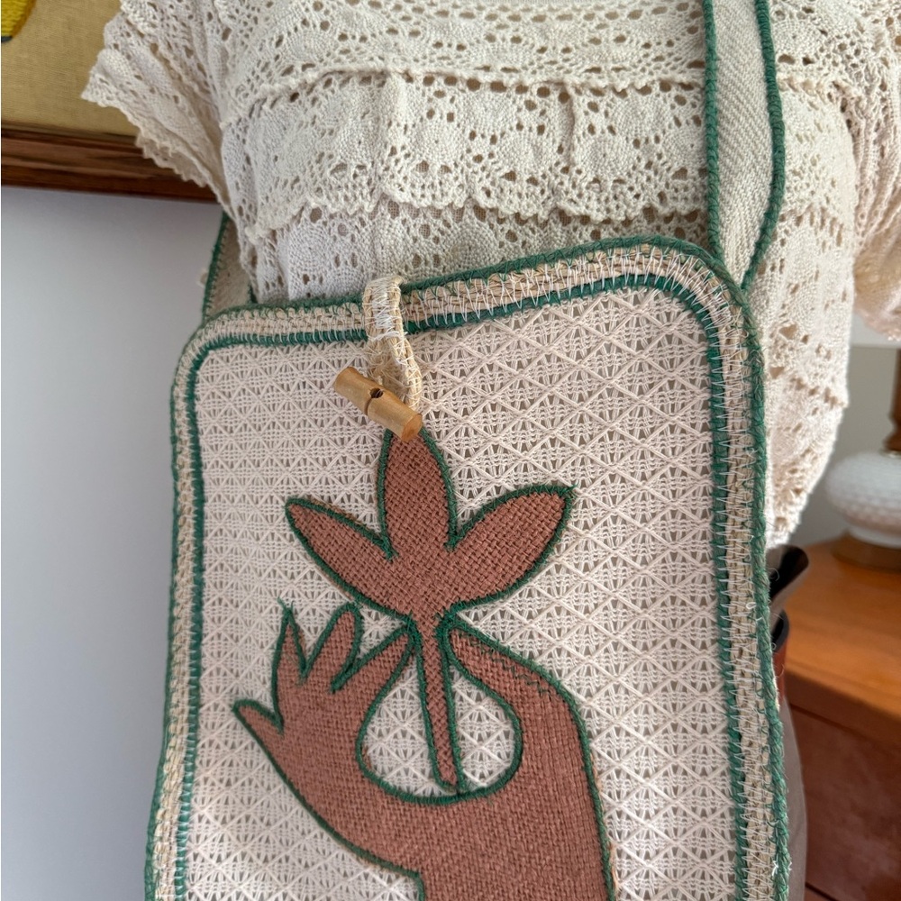 Vintage knit boho shoulder purse